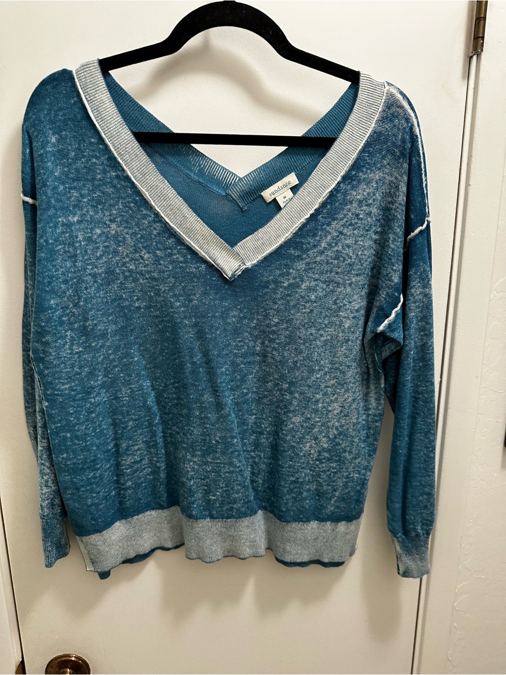 Soft V-Neck Women's Sweater - Blue by Sanctuary